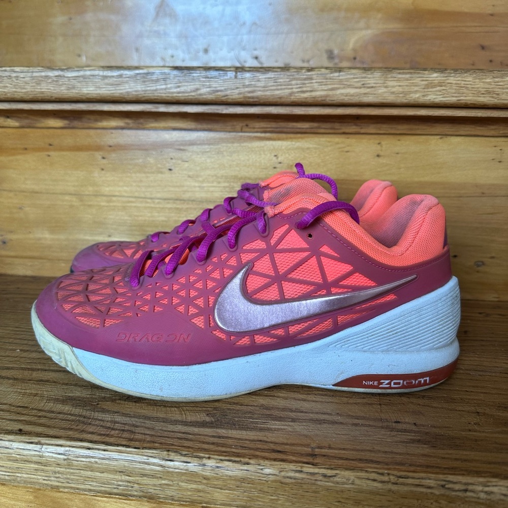 Nike Women’s Dragon Zoom Cage 2 Tennis Shoe